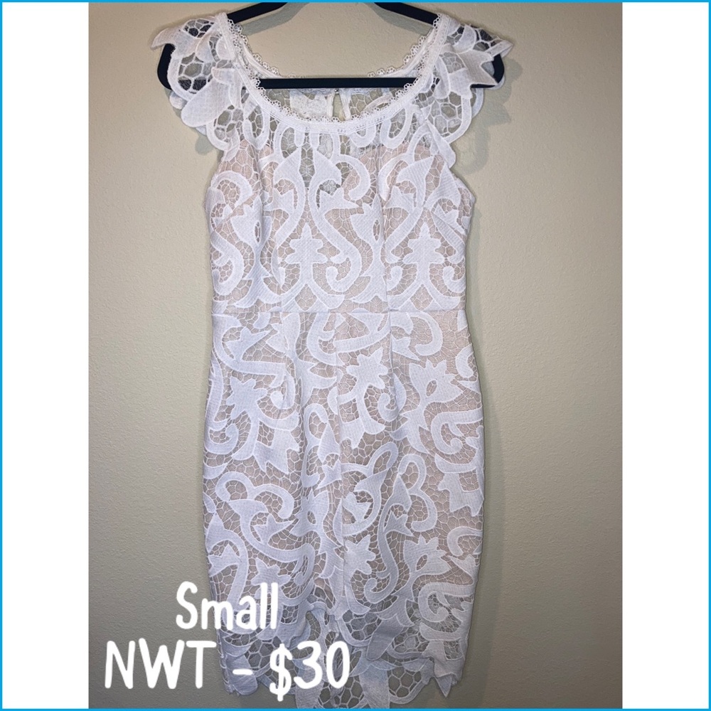 Dresses - Picture 9 of 12